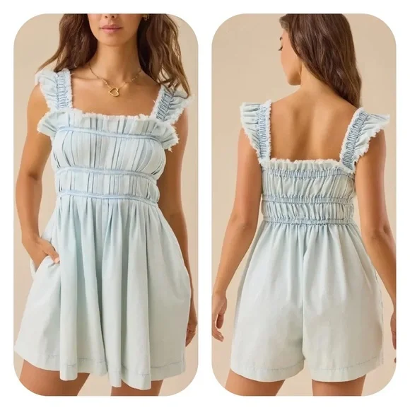 {Altar'd State} Ashley Light Denim Romper - Womens Large - NWT - Picture 12 of 12